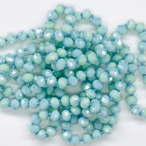 Turquosie Pale-Iridescent Beaded Necklace